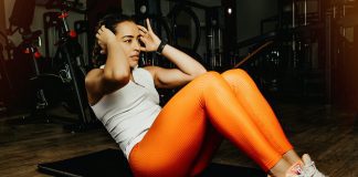 The Best Pre- and Post-Workout Snacks for Maximum Performance This is a picture of Excersing women